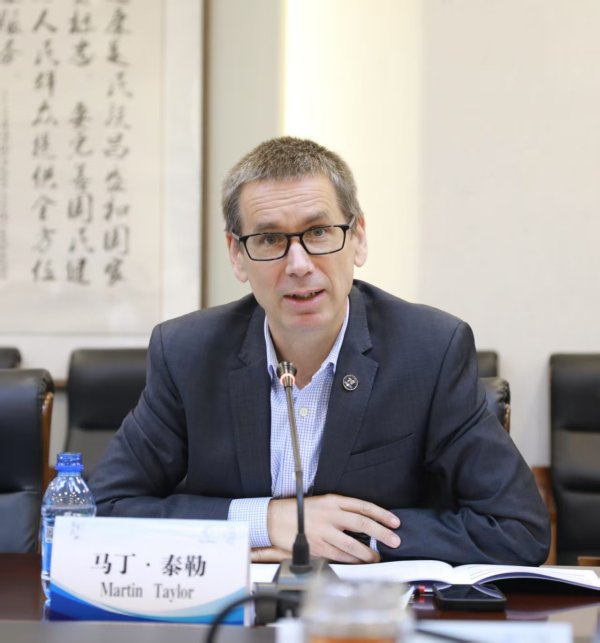 光大e配 对话世卫驻华代表：新经济形势下，如何推进全国性控烟立法